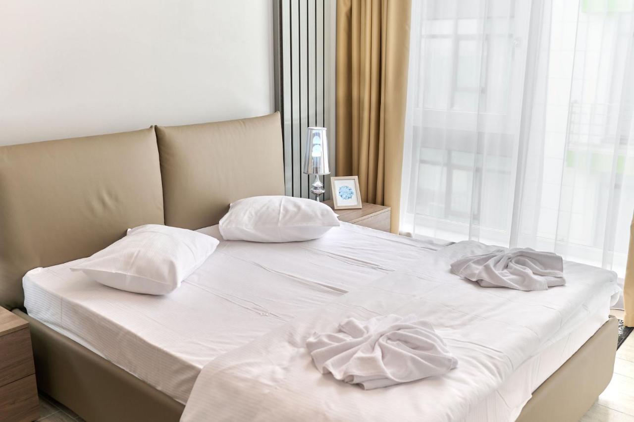 Olive Apartment In Spa N Pool Resort-Parking Mamaia Exterior photo